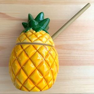Pineapple Mug w/ Straw